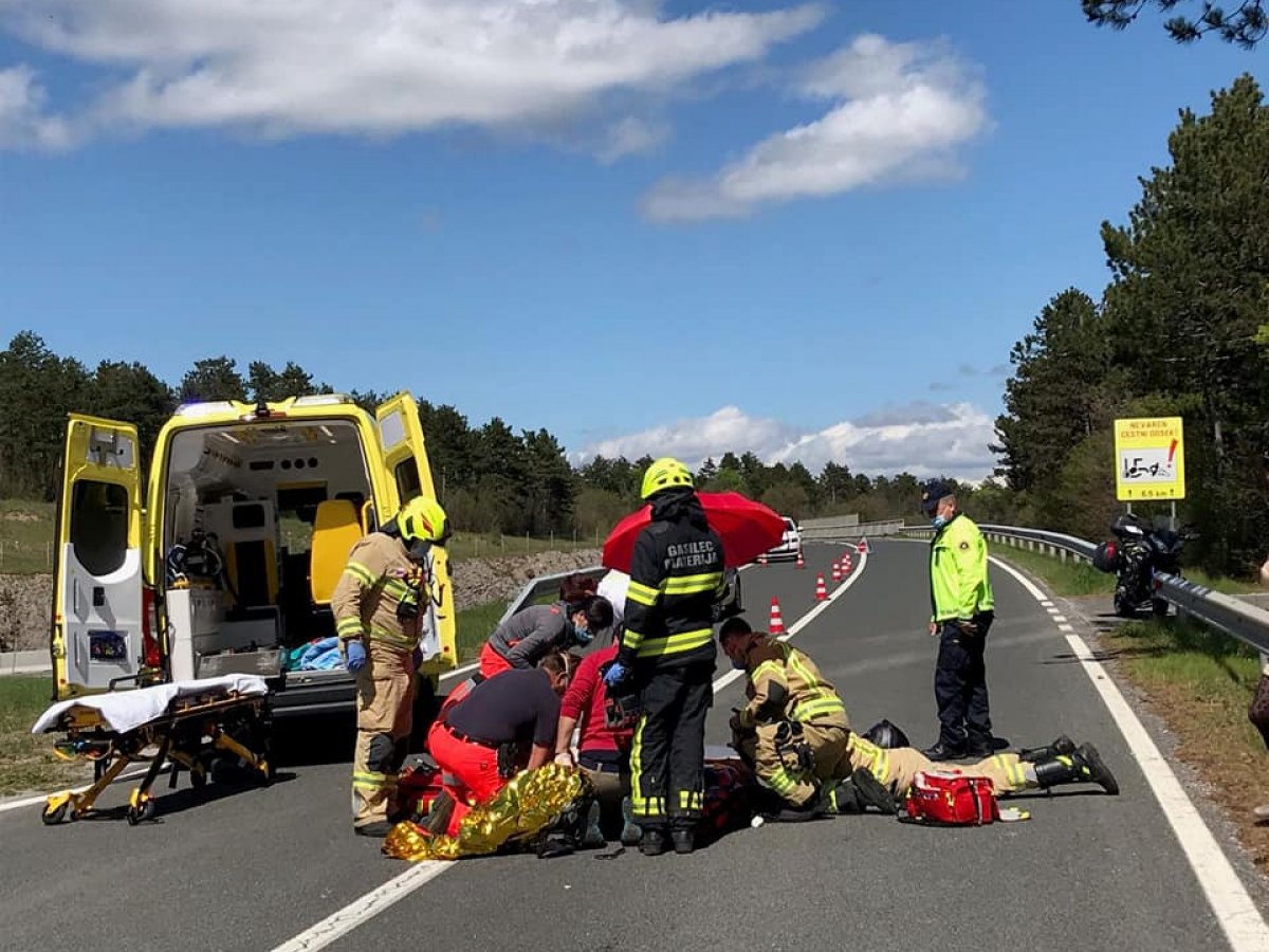 MOTORIST KI JE PADEL PRI KOZINI JE HUJE POŠKODOVAN Kako je prišlo do nesreče letnega