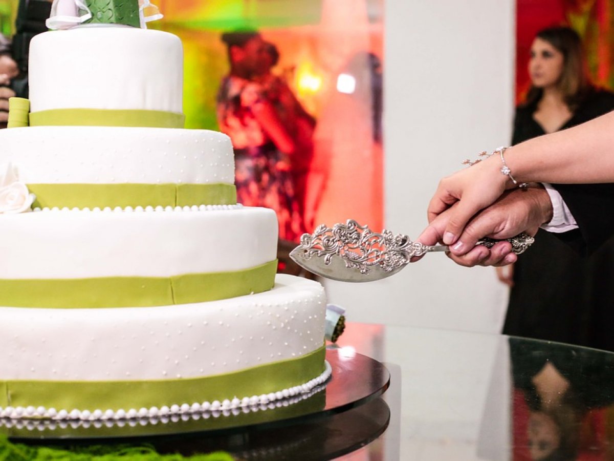 Poročne torte: Trendi in ideje